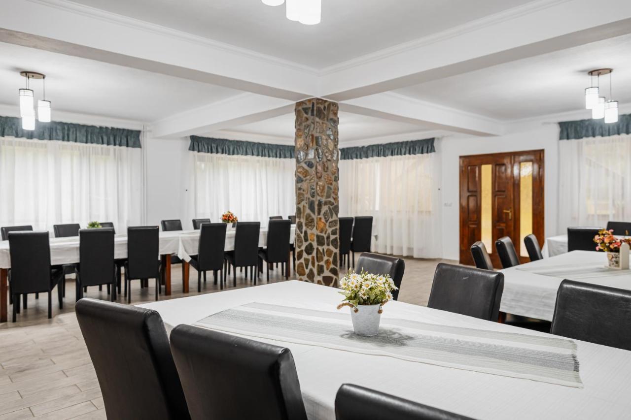 Casa Ardeleana Hotel Lotrioara Eksteriør billede