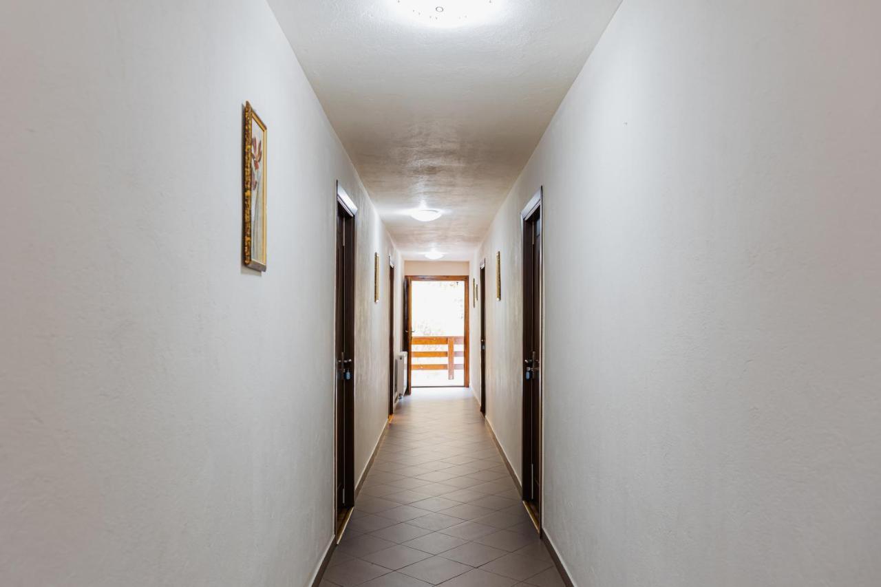Casa Ardeleana Hotel Lotrioara Eksteriør billede
